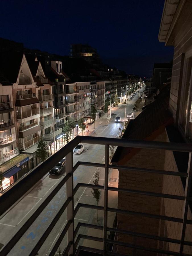 Zonnig Appartement Nieuwpoort Bagian luar foto